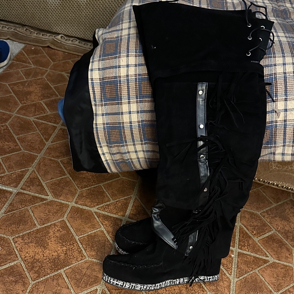 Black Fringe Knee-High Women's Boots